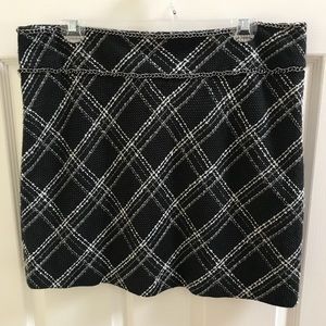The Limited Black and White Skirt Size 12